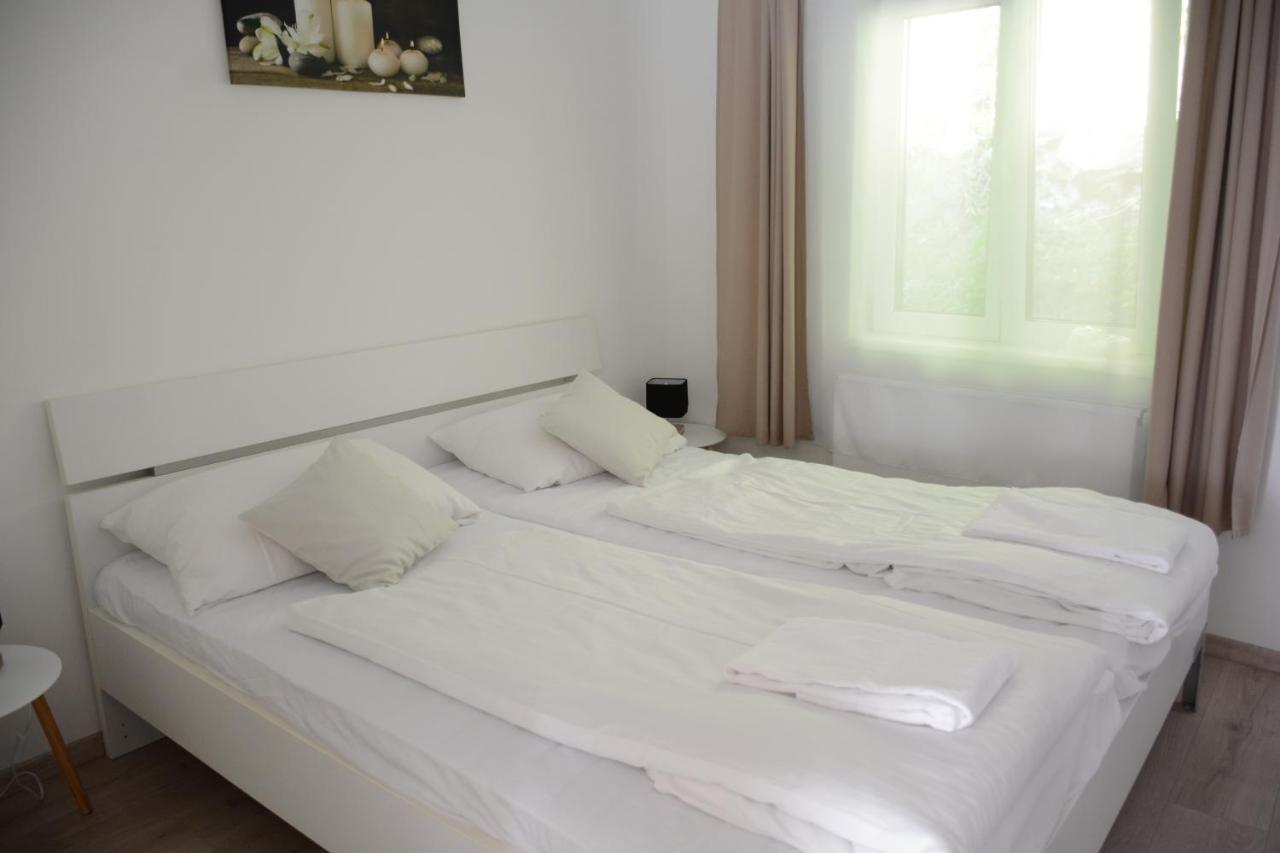 Gaestehaus Coco Krems an der Donau Buitenkant foto