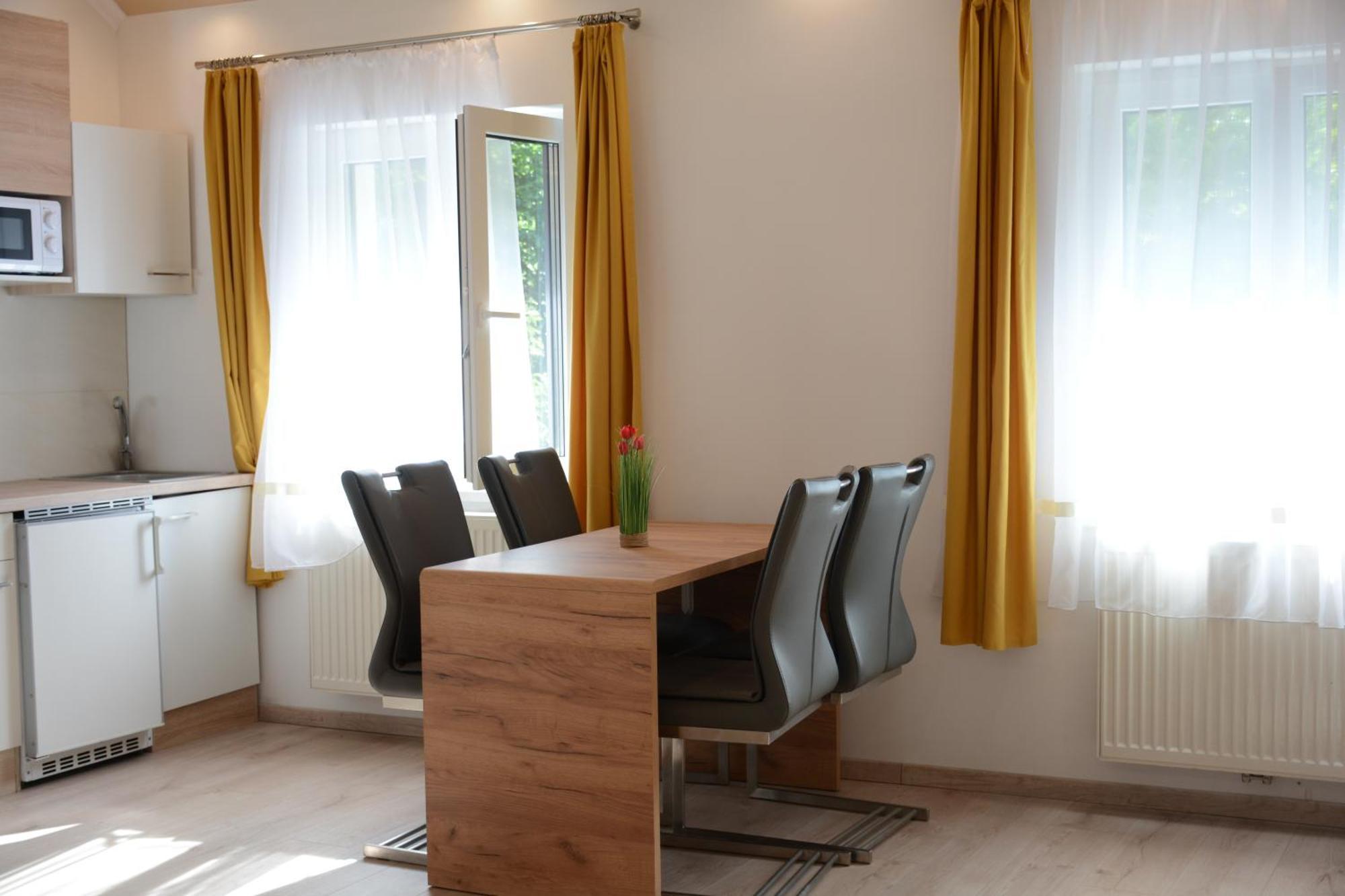 Gaestehaus Coco Krems an der Donau Buitenkant foto